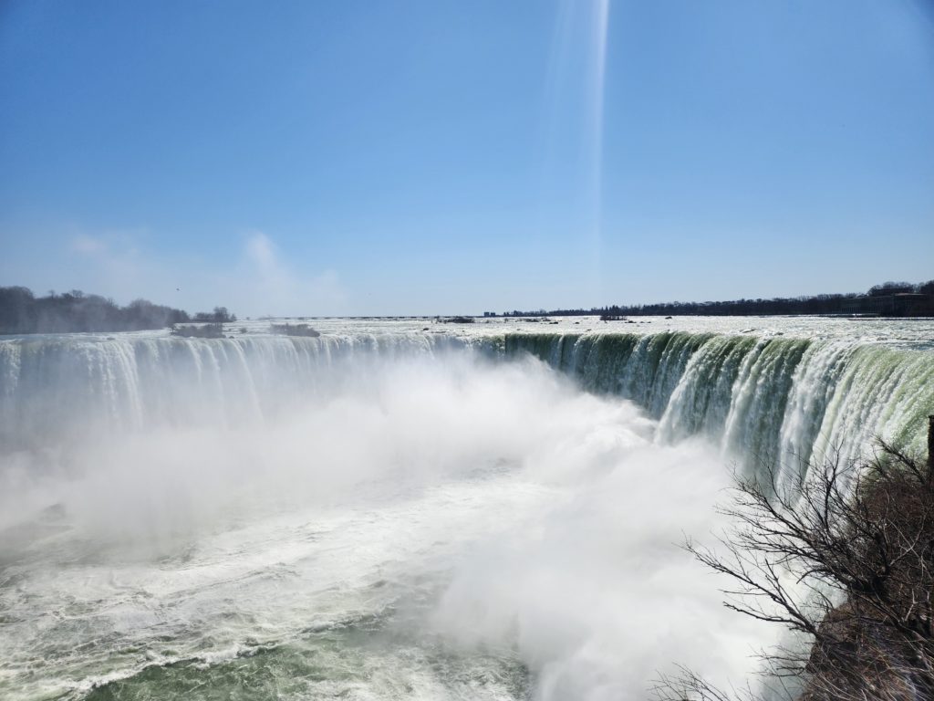 A view of Horseshoe Falls from the observation deck at the Table Rock Center in Canada. 